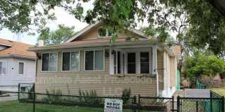 2625 Cleveland Street Gallery 1