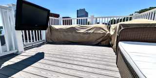 504 East 8th St. Gallery 9