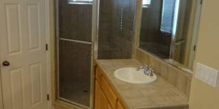 SINGLE STORY, 3 BEDROOM, 2 BATH, 2.5 CAR GARAGE, IN GATED COMMUNITY! Gallery 21