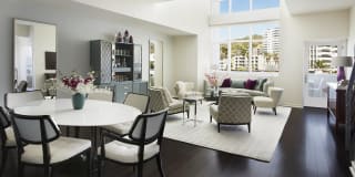 The Avenue Hollywood Gallery 3