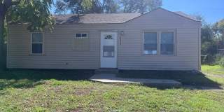 Cozy 3 bedroom home - Section 8 Approved Gallery 1