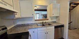 570 Manor Court Gallery 3
