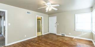 Pre-leasing for August! - Spacious 3 Bedroom Home Located In Medical District! Gallery 16