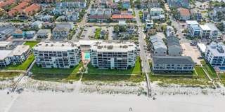 2100 OCEAN Drive Gallery 79