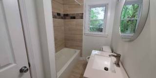 Room in 4 Bedroom Home at Morris Brown Dr SW Gallery 13