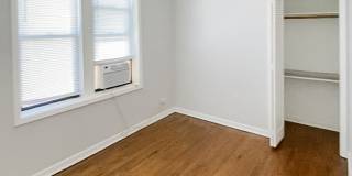 3708-3714 North Sheffield Gallery 6