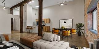 United Jewelers and Lee Hardware Apartments Gallery 10