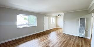 524 E 17th St. Gallery 15