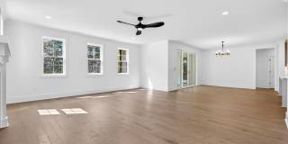 1625 N Main Street Gallery 28