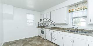 4 Bedroom Home-Walking Distance to Downtown Rochester! Gallery 1