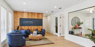 Aspire Gallery 40