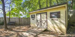 FENCED IN YARD!!!  Beautiful 4/3 UPDATED SF Home in Gaithersburg Gallery 9