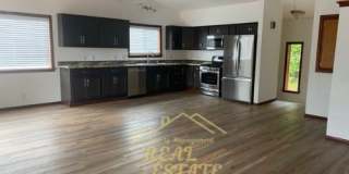 1501 Southeast Oar Avenue Gallery 1