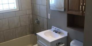 HUGE 3 BEDROOM AND ATTACHED 2 CAR GARAGE Gallery 3