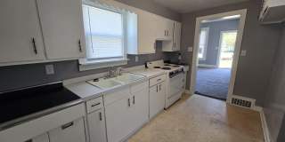 1122 East 6th Avenue Gallery 1