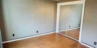 Charming Updated Condo in Great Location Gallery 6