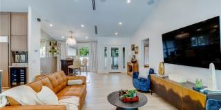 700 Holly Road Gallery 13