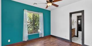 6932 E Pearl Street Gallery 18
