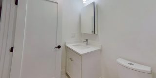 No Fee Luxury Unit in Packards Corner!  Pet Negotiable, Laundry in Unit! Gallery 9