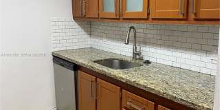 301 SW 135th Ave Gallery 3