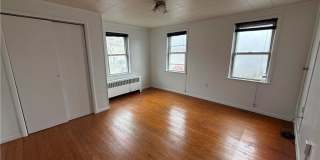 27 W Allen Street Gallery 10