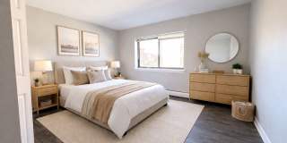 S0038 - 170 Seymour Gallery 1