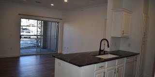 Beautiful Ground Floor Condo in Falling Water Condominiums!! Gallery 1