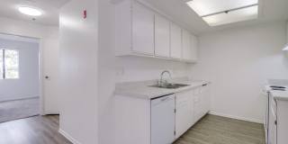 Senior Housing - Casa Pacifica Gallery 14
