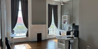 202 1/2 E. Broad STApt B Gallery 1