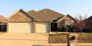 Gorgeous 4 Bed 2 Bath in Gated Community Gallery 1