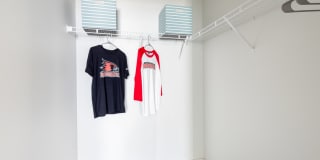 Hawks Landing Apartments - Co-Living Gallery 39