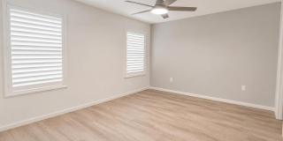 6068 BUCKING BRONCO Drive Gallery 4