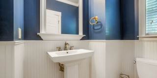 5bd/3.5ba Bellevue Hoome Gallery 6