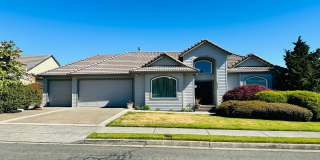 Stunning Custom Camas Home Gallery 1