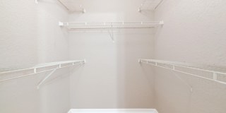 2861 N Oakland Forest Drive Gallery 18