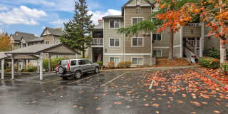 3-Bedroom Condo in Issaquah Gallery 1