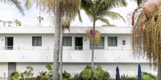 2-bed, 2-bath 972sqft condo, walking distance to beach in Carlsbad Village, literally one block off the sand! **Available 6/1/26** Gallery 28