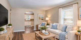 Very nice 2BR/1BA Home In Downtown Savannah Gallery 1