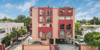 420 NW 12th Ave Gallery 1