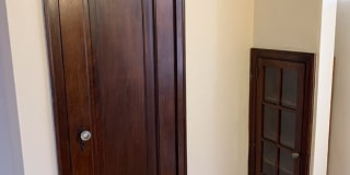Charming Brick Historic Apartment in the Heart of Vibrant Hamline-Midway Gallery 10