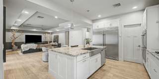3414 N 44th Place Gallery 10