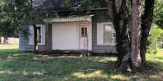 3 bed 1 bath home Gallery 1
