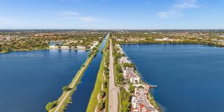 109 Lake Emerald Dr Gallery 44