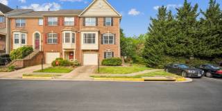 Spacious 4-Bedroom Townhome in Prime Alexandria Location Spacious 4-Bedroom Townhome in Prime Alexandria Location Gallery 1