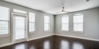 The Canal Gallery 23