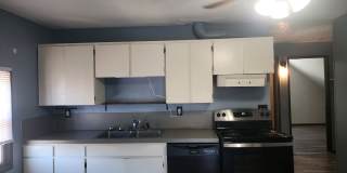 Cute Upstairs Unit in Newberg Gallery 1