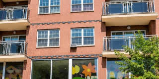 35-19 Leavitt Street Gallery 1