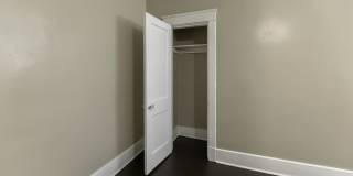 Hawthorne Street Gallery 78