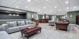 1981 West Southmeadow Lane Gallery 32