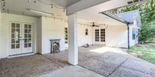 320 Lippi Boulevard Gallery 28